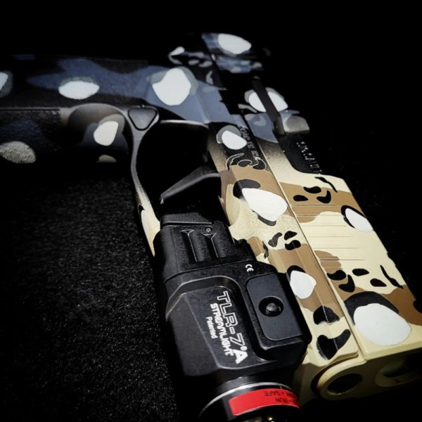 Custom Sig with Flip-Flop Chocolate Chip Pattern